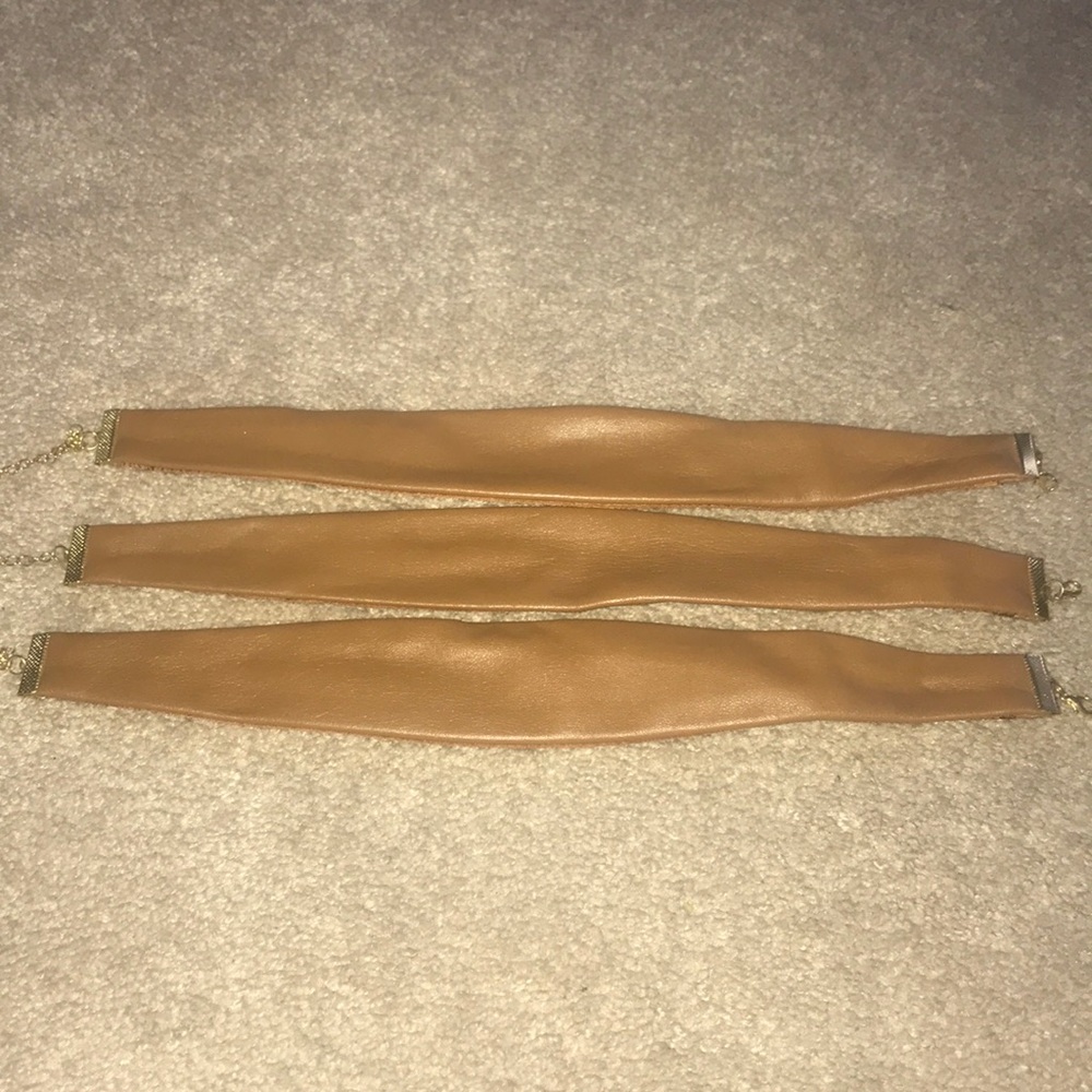 Lamarque Leather Choker